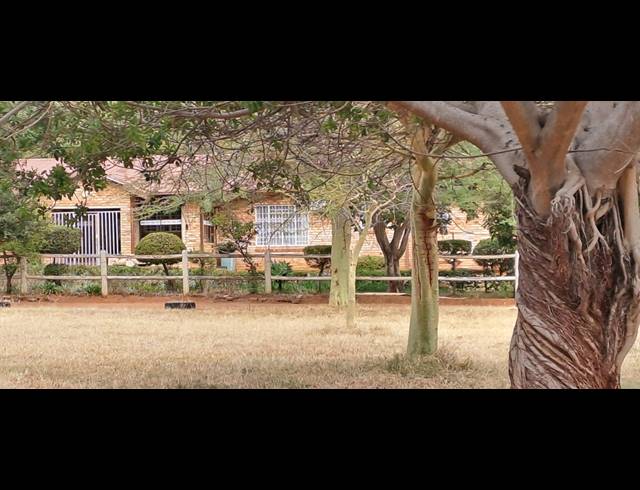4HA SMALLHOLDING FOR SALE IN MODDERFONTEIN AH